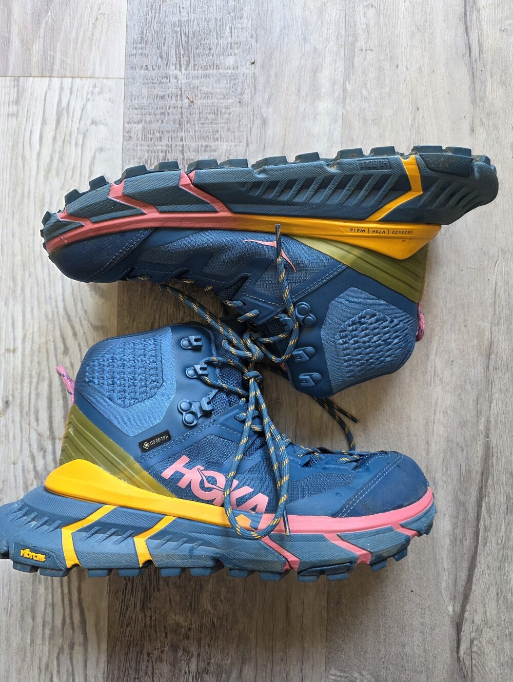 Womens Hoka ONE ONE Tennine Hiking Sneaker Size 7 B